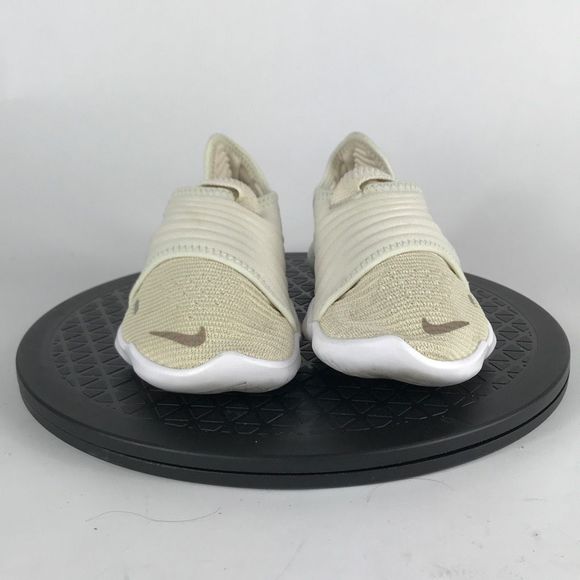 Nike Free Run Flyknit 3.0 Ivory Athletic Running Shoes AQ5708-200 Women Size 5.5 - Picture 2 of 12